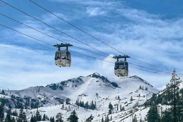 Skiing at Snow Summit